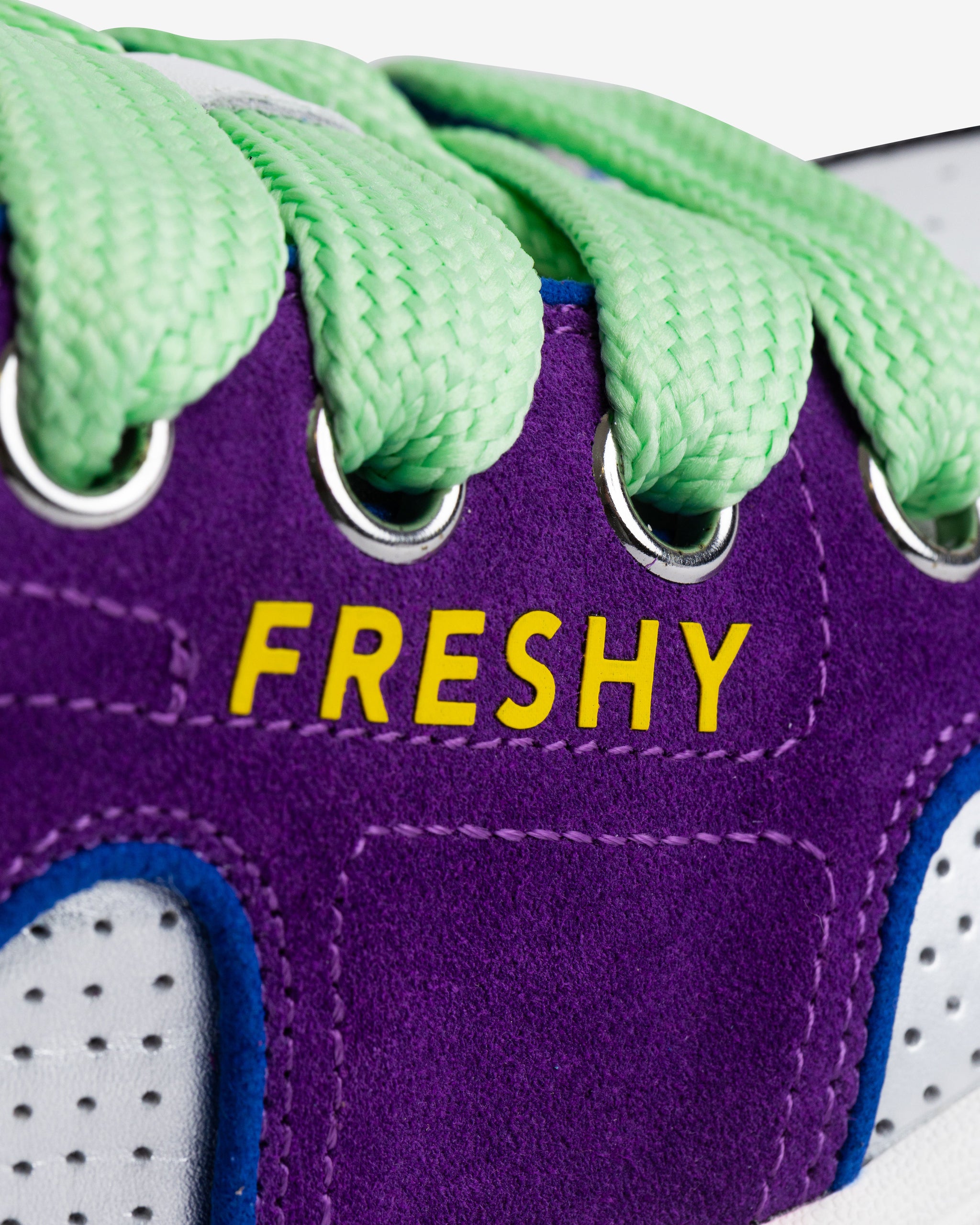 Steezy - Brites | FRESHY